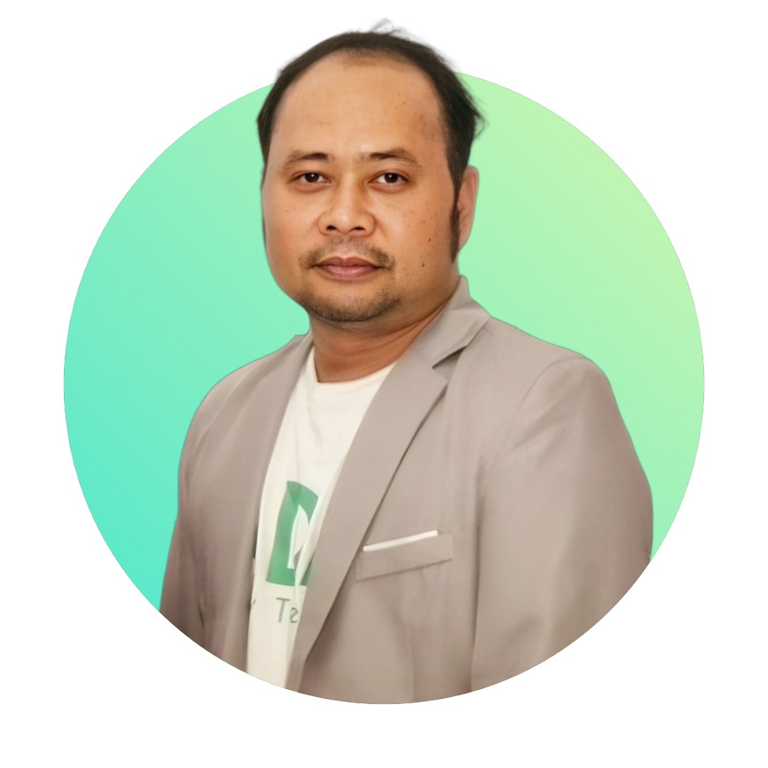 นายสมใจ มิตรช่วยรอด